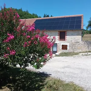  Hébergement de vacances La Grange Du Château