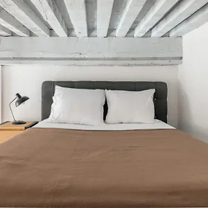 https://le-royale-haussman-junior-suite-louis-pradel.hotels-rhonealpes.com